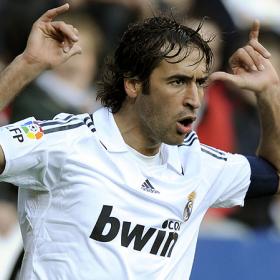Raúl, máximo goleador de la historia del Real Madrid
